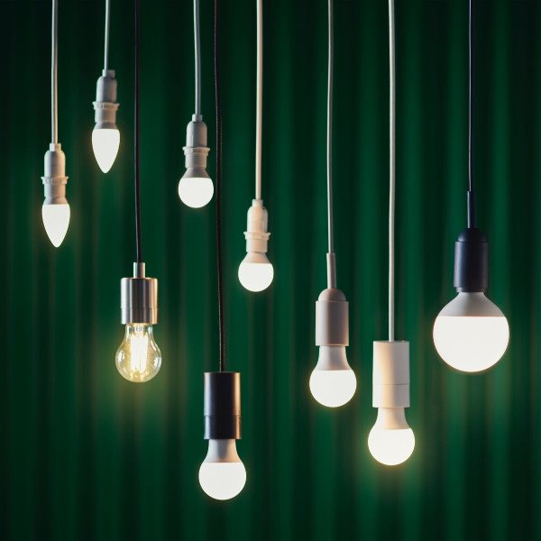 Представяме ви енергоспестяващите и дълготрайни LED крушки SOLHETTA